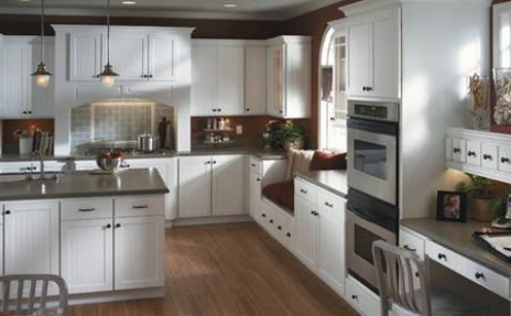 Homecrest cabinets in kitchen